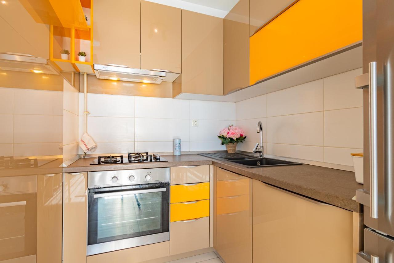 Flexible Selfcheckins 30 - - Garage - Electric Vehicle Ccharger - Big Loggia - New - Repinc 30 *