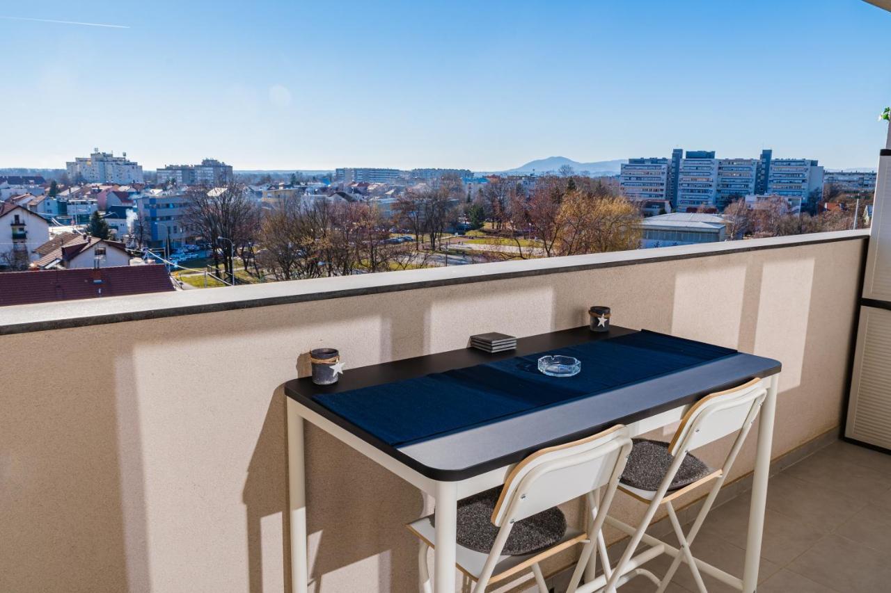 Flexible Selfcheckins 30 - - Garage - Electric Vehicle Ccharger - Big Loggia - New - Repinc 30 Zagreb